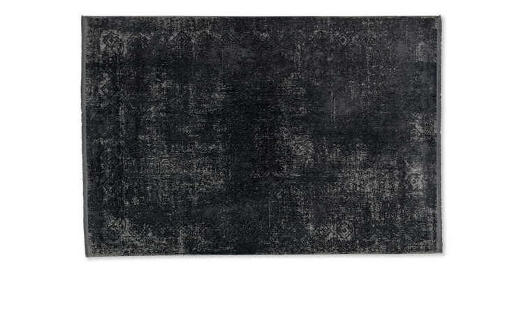 Teppich Velvet 200 x 290 cm: Rechteckiger anthrazitfarbener Polyesterteppich mit dezentem, verblasstem Muster und dünner Bordüre.