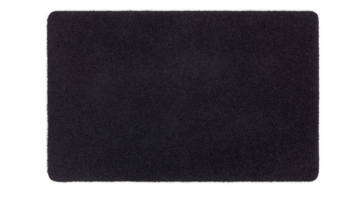 Die Astra Fußmatte Power Rib 40x60 cm ist eine rechteckige schwarze Polypropylen-Fußmatte mit abgerundeten Ecken.