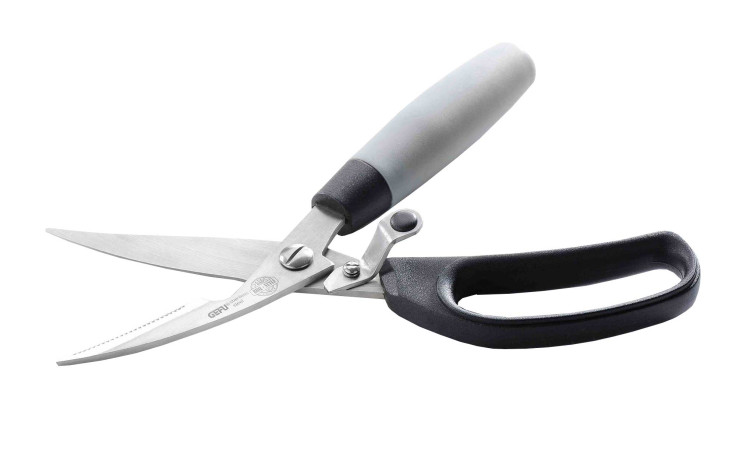Die GEFU Geflügelschere Carve hat offene Metallklingen, graue Kunststoffgriffe und einen schwarzen ergonomischen Griff.