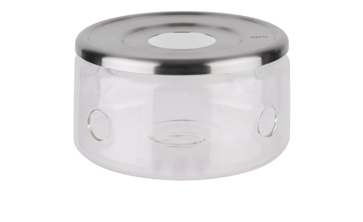 Das GEFU Stövchen Infusa 15 cm ist ein Klarglasgefäß mit rundem Edelstahldeckel und kreisrunden Seiteneinschnitten.