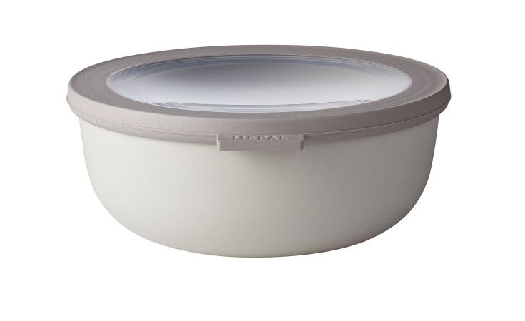 Ein weißer, runder Mepal Cirqula 1.25L Kunststoff-Lebensmittelbehälter mit grauem Deckel, transparentem Fenster und MEDAL-Etikett.