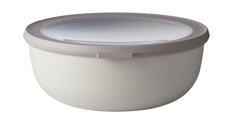 Der Mepal Multischüssel Cirqula 2,25 l ist ein weißer Lebensmittelbehälter aus Kunststoff mit einem hellgrauen Deckel für den täglichen Gebrauch.
