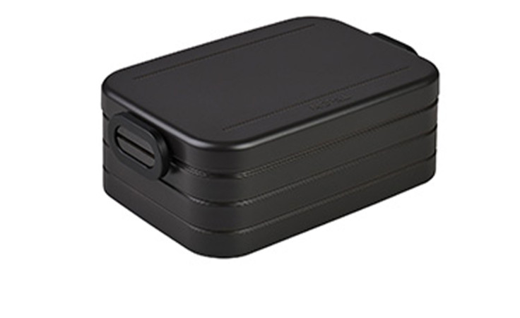 Eine geschlossene, rechteckige Mepal Lunchbox Take a Break 900 ml mit Henkel, abgebildet auf weißem Hintergrund.