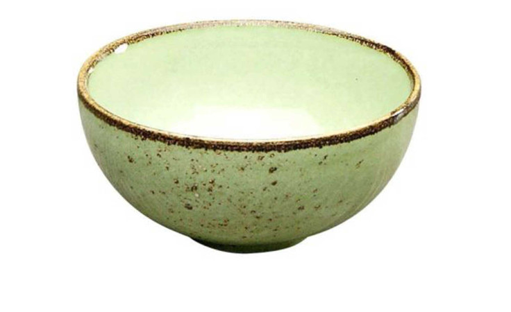 Die Creatable Dipschale Nature 11,5 cm ist eine hellgrün gesprenkelte Steinzeugschale mit braunem Rand, 5 cm hoch.