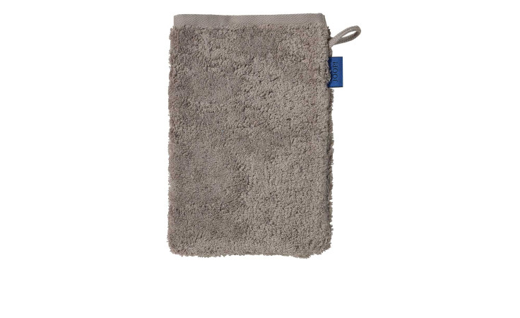 Der JOOP! Waschhandschuh Classic 16 x 22 cm von Joop hat eine Aufhängeschlaufe und ein blaues Schild auf weißem Hintergrund.