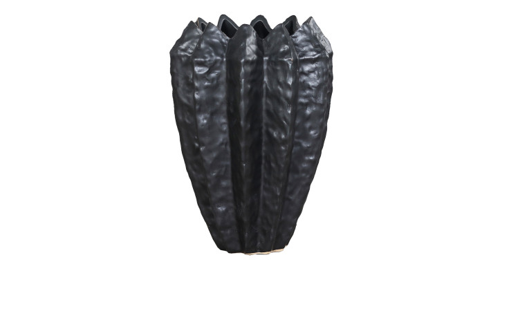 Die Keramik-Vase 25 cm hat ein hohes, wellenförmiges Design mit offener Spitze - ideal für moderne Dekorationen.