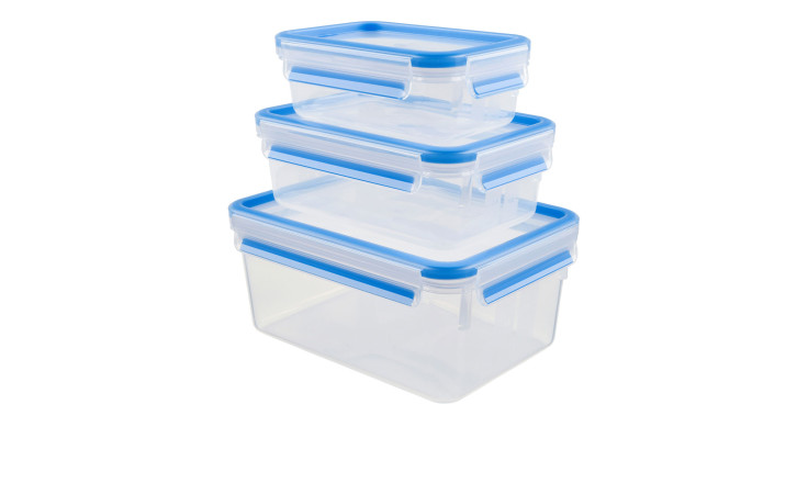 Drei Emsa Frischhaltedosen-Set Clip & Close 3tlg. Behälter mit blauen Deckeln, gestapelt auf weißem Hintergrund.