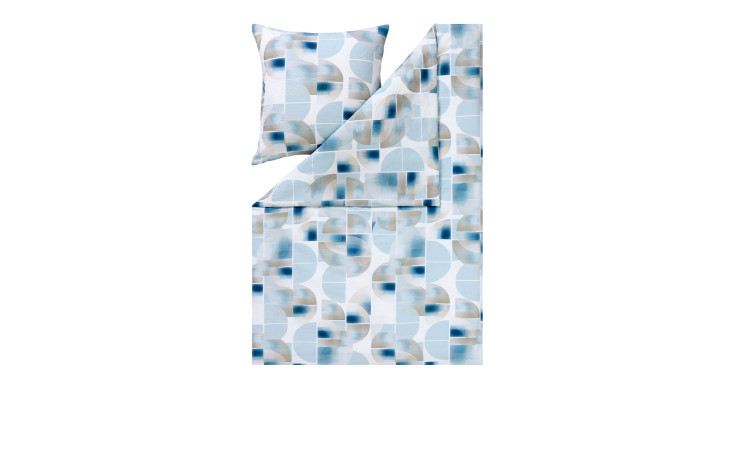 Estella Seerzucker-Bettwäsche Simon 155x220 cm: Kissen & Decke, abstrakte blaue, graue & beige geometrische Muster auf weiß.