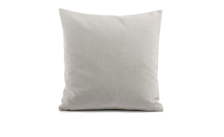 Kissenhülle Dante 60 x 60 cm von Ambiente Trendlife in hellgrauer Synthetikfaser, abgebildet auf weißem Grund.