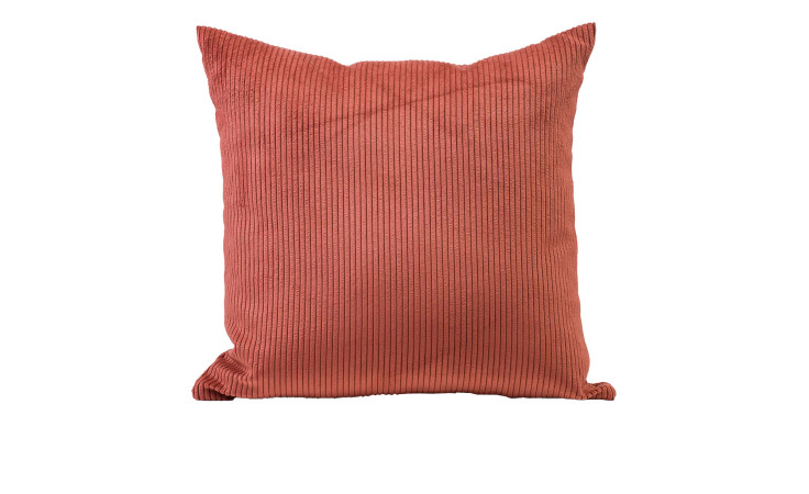 Ein rechteckiges Jacquard-Kissen Capri 60 x 60 cm von Ambiente Trendlife in Zimt-Braun auf weißem Grund.