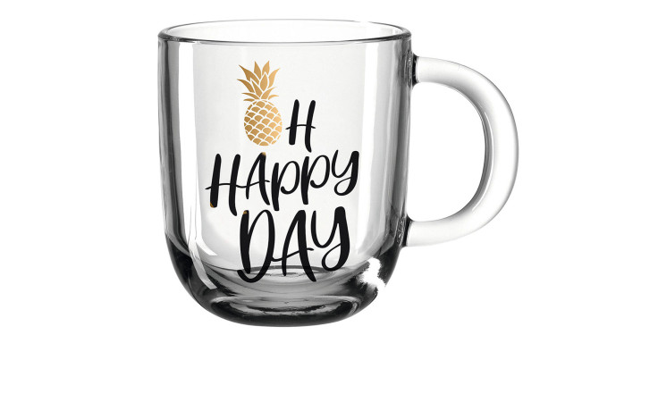 Leonardo Tasse Emozione 400 ml Glas mit mehrfarbiger Ananas-Grafik und "HAPPY DAY" in Schwarz gedruckt.