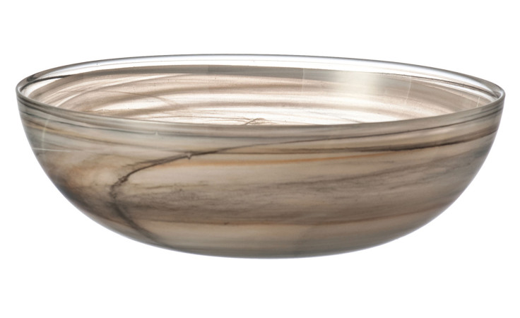 Die Leonardo Schale Alabastro 28 cm ist eine runde, flache Glasschale mit braun-beige marmoriertem Muster, perfekt für die Dekoration.