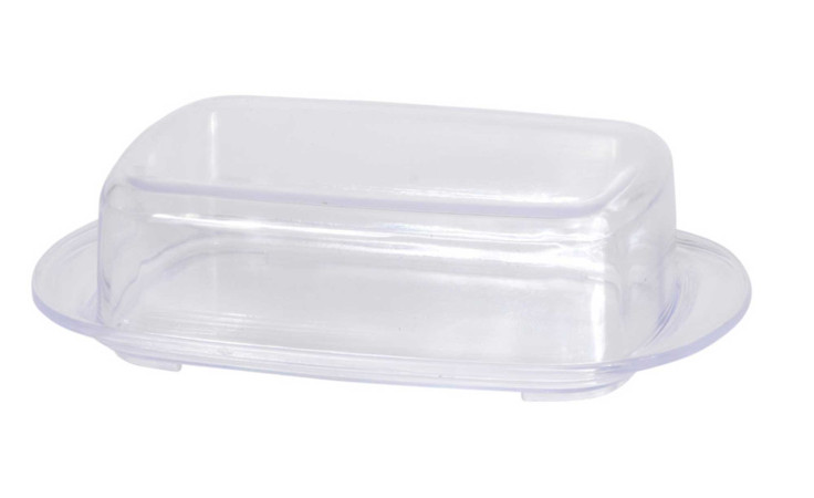 Butterdose 18 x 15 cm, transparent mit Deckel, auf weißem Hintergrund präsentiert.