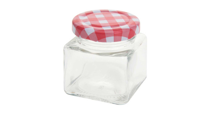 Vorratsgläser-Set 4 tlg. 75 ml mit rot-weiß karierten Deckeln, abgebildet auf einfarbig weißem Hintergrund.
