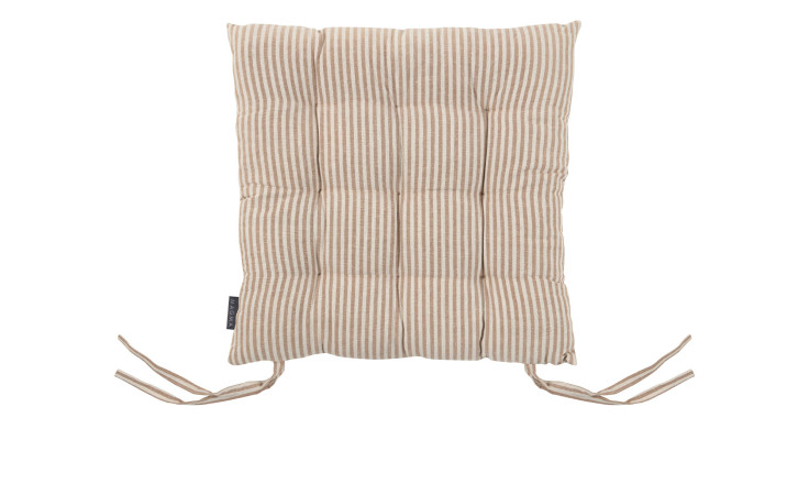 Das Stuhlkissen Oslo 40 x 40 cm ist ein beiges Kissen mit weißen Streifen, getufteten Quadraten und weicher Baumwollfüllung.
