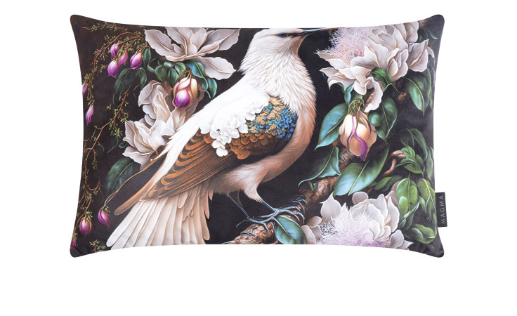 Kissenhülle Fiori 40x60 cm aus Samt mit weißem Vogel und bunten Blumen auf dunklem Grund.