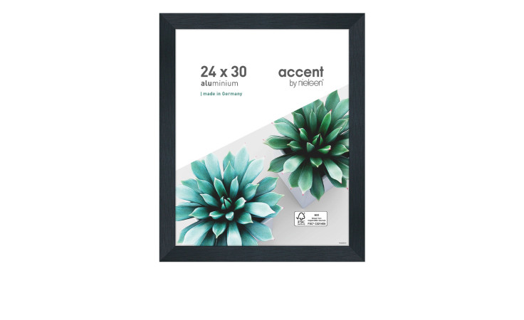 Aluminium-Bilderrahmen Star 24 x 30 cm mit einem schwarz matten Strukturrahmen und transparenten Glas.