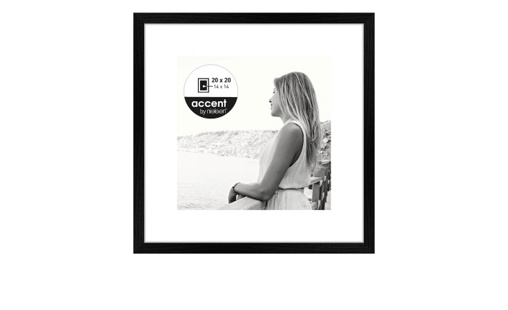 Bilderrahmen Aura 20 x 20 cm mit einem schwarzen Holzrahmen und transparentem Glas.