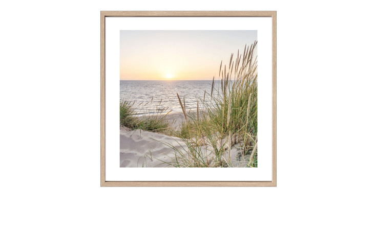 Pro-Art Rahmenbild Nordic Beach Atmosphere 53x53 cm: mehrfarbiges Strandmotiv im Glas-Holzwerkstoff-Rahmen.