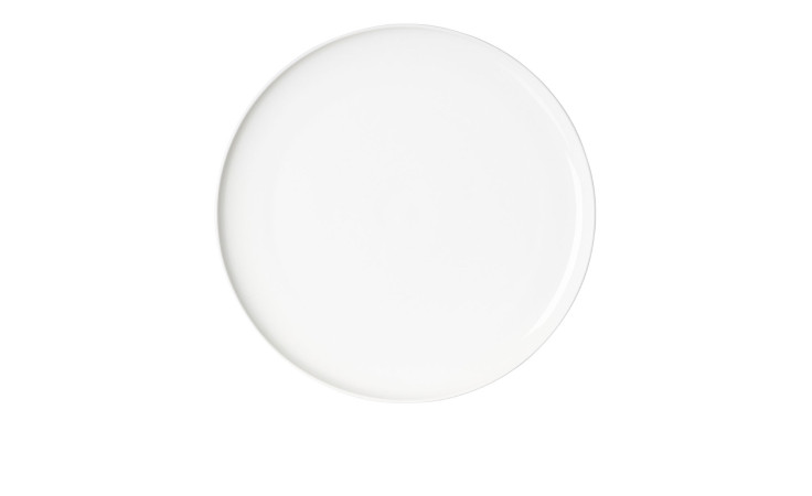 Der Ritzenhoff & Breker Speiseteller Skagen 30,5 cm ist ein schlichter, runder Teller aus weißem Porzellan auf weißem Grund.