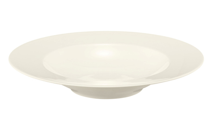 Der Seltmann Suppenteller Zoe Diamond, 23 cm, ist eine flache weiße Porzellanschale mit breitem Rand.