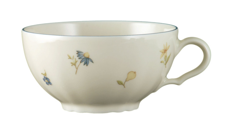 Teetasse Marieluise 210 ml aus Porzellan mit Streublumen-Motiv.