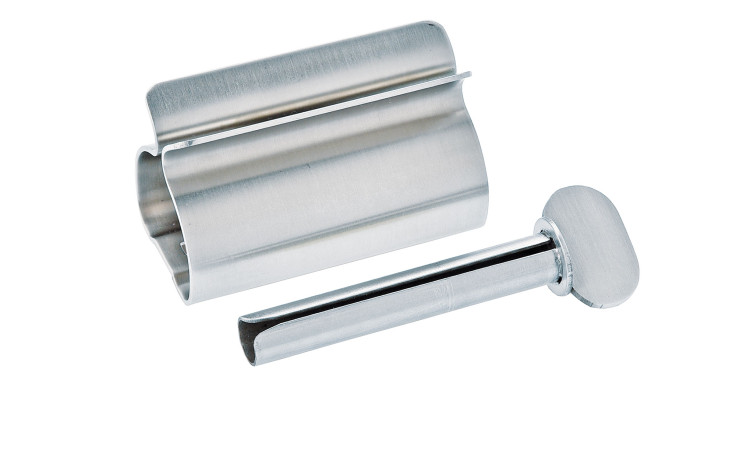 Tubenausdrücker aus silberfarbenen Edelstahl