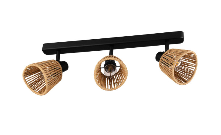 Spot Keelby 52 cm: Schwarze Deckenleuchte mit drei verstellbaren Rattanschirmen und Stahlakzenten auf weißem Hintergrund.