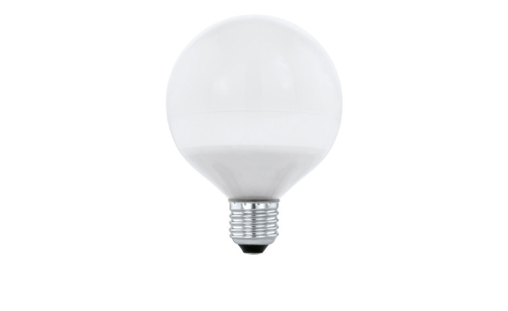 Das LED-Leuchtmittel 12267 E27 ist eine runde weiße Glühbirne mit Kunststoffkörper und silbernem Schraubsockel auf weißem Grund.