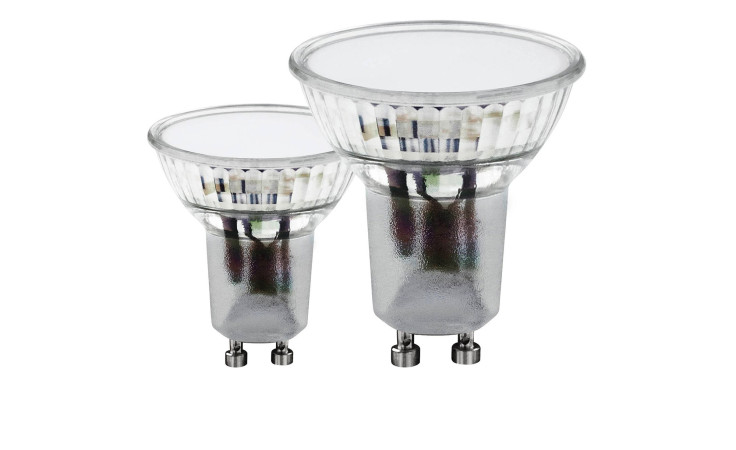 Zwei LED-Leuchtmittel 110143 GU10 mit Glasaufsätzen und Metallsockeln, Effizienzklasse D, auf weißem Hintergrund.