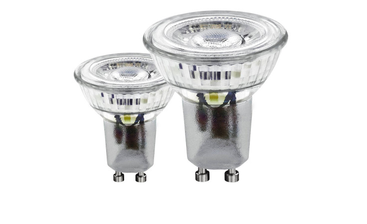 Zwei LED-Leuchtmittel 110147 GU10 mit Glas-Top und Metallbasis vor weißem Hintergrund.