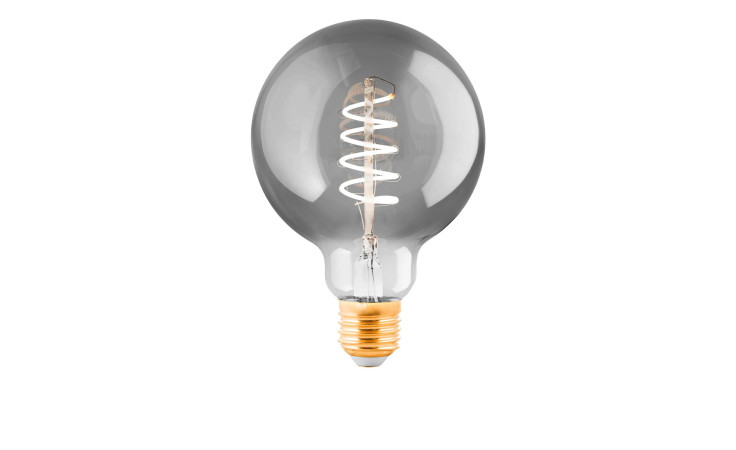 Das Leuchtmittel 110086 E27 ist eine runde Glühbirne aus Klarglas mit spiralförmigem Glühfaden und goldenem Schraubsockel auf weißem Hintergrund.