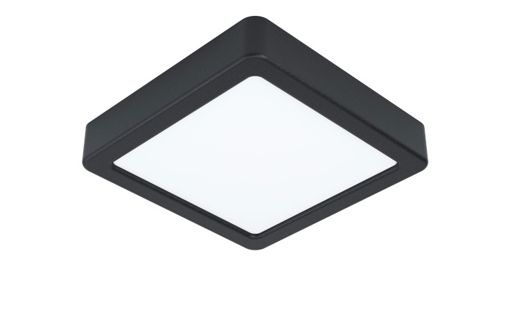 Die LED-Deckenleuchte Fueva 5 16 cm hat einen schwarzen quadratischen Rahmen und einen weißen Diffusor, ideal für viele Glühbirnenarten.