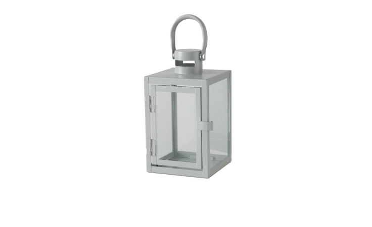 Die Laterne Arana 18,2 cm, eine Laterne aus Metall und Glas mit Henkel, wird vor einem schlichten weißen Hintergrund gezeigt.