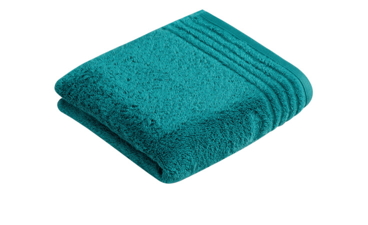 Ein Vossen Handtuch Vienna Style Supersoft 50 x 100 cm mit strukturierten Streifen, gefaltet auf weißem Grund.