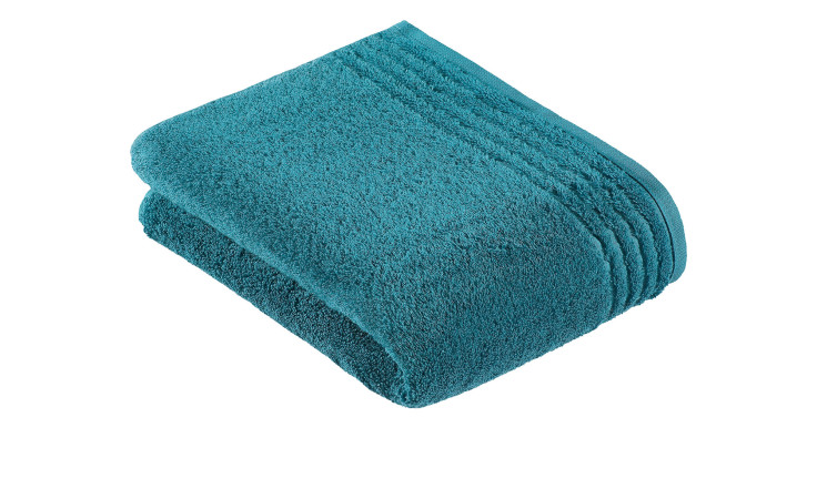 Ein gefaltetes Vossen Duschtuch Vienna Style Supersoft 67x140cm in Lagoon Blau-Grün mit strukturierten Streifen auf Weiß.