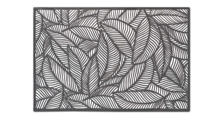 Platzset Farn 45 x 30 cm in Schwarz zeigt ein kompliziertes Muster aus sich überlappenden, stilisierten Blättern auf Weiß.