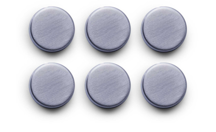 Sechs Magnet-Set 6-tlg. in zwei Reihen à drei Stück auf weißem Hintergrund angeordnet.