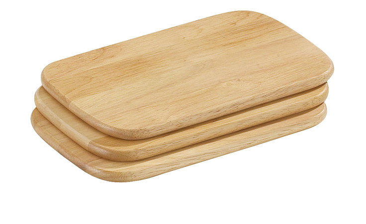 Drei Frühstücksbretter-Set 22 x 15 cm 3 tlg. mit abgerundeten Kanten gestapelt auf weißem Hintergrund.