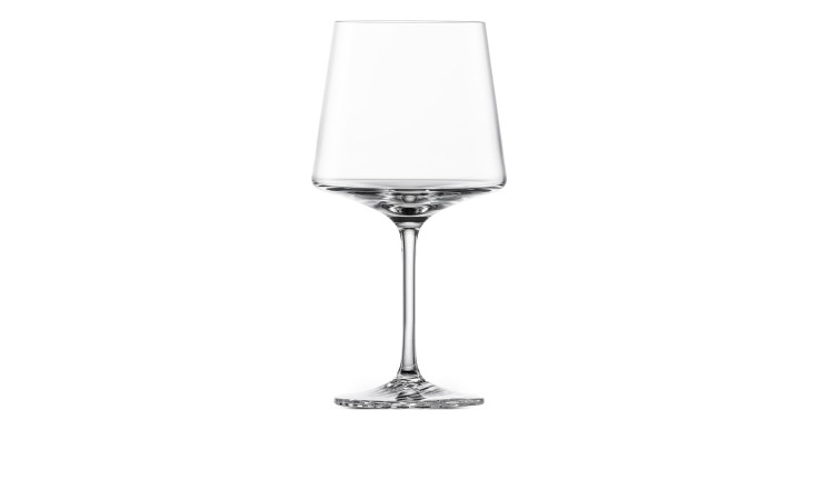 Ein 10 cm hohes Zwiesel Glas Gin-Tonic-Glas Echo mit langem Stiel, transparent, zentriert auf weißem Hintergrund.