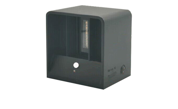 Globo Akku-Wandleuchte Veronika 10 cm, kastenförmig, schwarz, runder Frontsensor, Leuchtmittel inklusive.