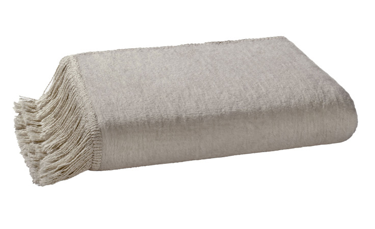 Sesselläufer 50 x 200 cm von Casa Nova, gefaltet in Taupe mit ausgefransten Kanten, abgebildet auf weißem Hintergrund.