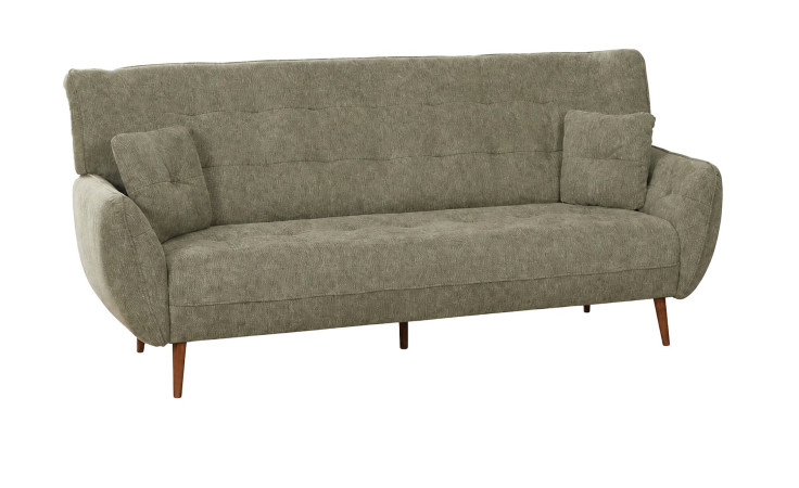 Olivgrünes 3-Sitzer-Sofa „Nika“ mit Kaltschaumpolsterung, zwei Kissen und schwarzen Holzfüßen vor weißem Hintergrund.
