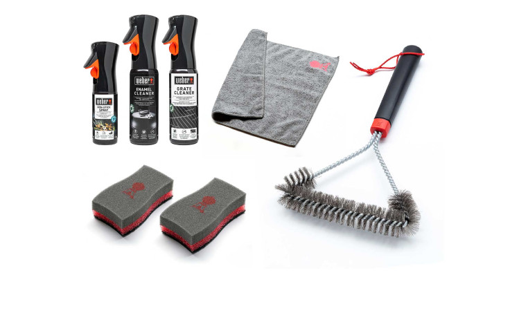 Weber Reinigungs-Set für Holzkohlegrills: Enthält Sprays, Schwämme, Tuch und Grillbürste zur einfachen Reinigung.