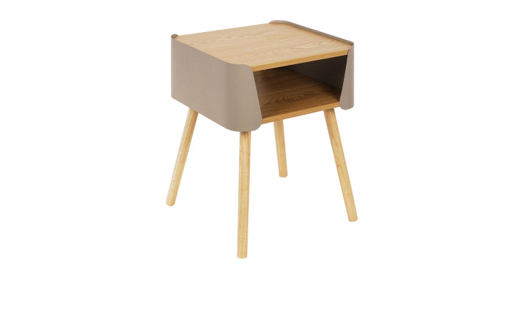 Holzfarbener Nachttisch auf vier Beinen mit Stahlseiten in der Farbe Sand