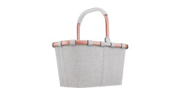 Der Reisenthel Einkaufskorb Carrybag ist ein hellgrauer Korb aus recyceltem Polyester mit rosa und weißen Griffen.