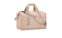 Reisenthel Reisetasche Allrounder L in Beige aus recyceltem Polyester mit Griffen und verstellbarem Schultergurt.