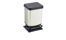 Treteimer Paso 20 l aus weißem und schwarzem Kunststoff.