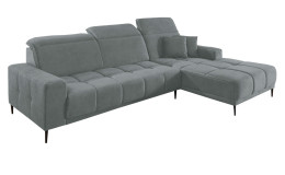 Wohnlandschaft Luan in Grau mit Ottomane rechts, Wohnlandschaft mit Kopfteilverstellung und gesteppten Polstern freigestellt auf weißem Grund.