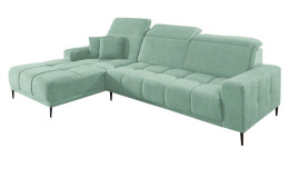 Wohnlandschaft Luan in Mint mit Ottomane links, Wohnlandschaft mit Kopfteilverstellung und gesteppten Polstern freigestellt auf weißem Grund.